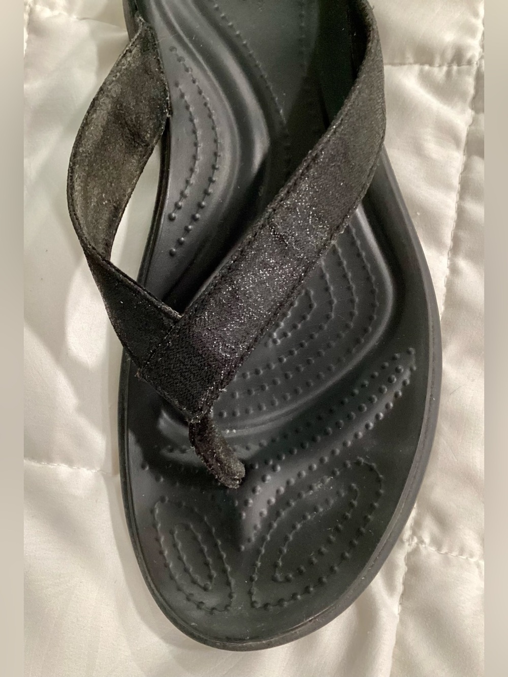 CROCS Women’s Size 8 Capri V Dual Comfort Black Shimmer Flip Flop-Discontinued - Picture 6 of 10